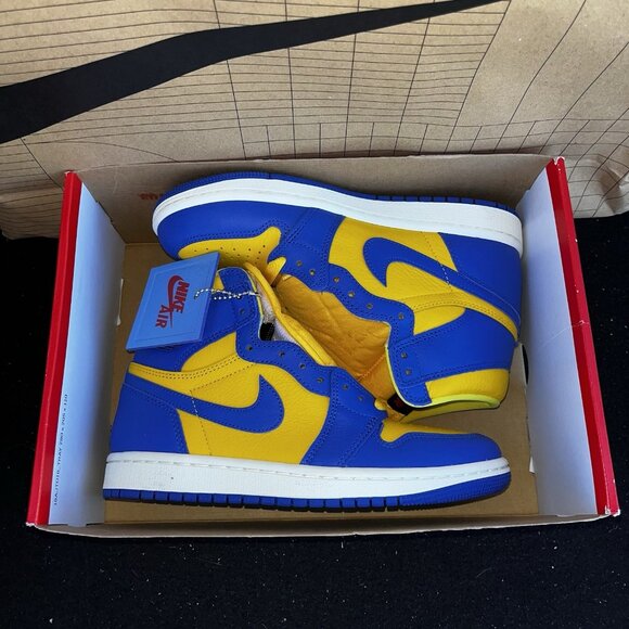 NEW Nike Air Jordan 1 Retro High OG Reverse Laney FD2596-700 Women Size 6 - Picture 8 of 9